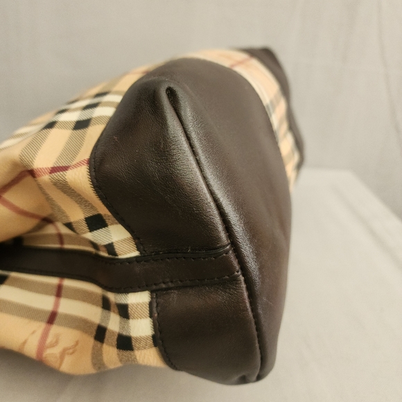 BURBERRY Haymarket Check Hepburn Tote Bag - Picture 11 of 16